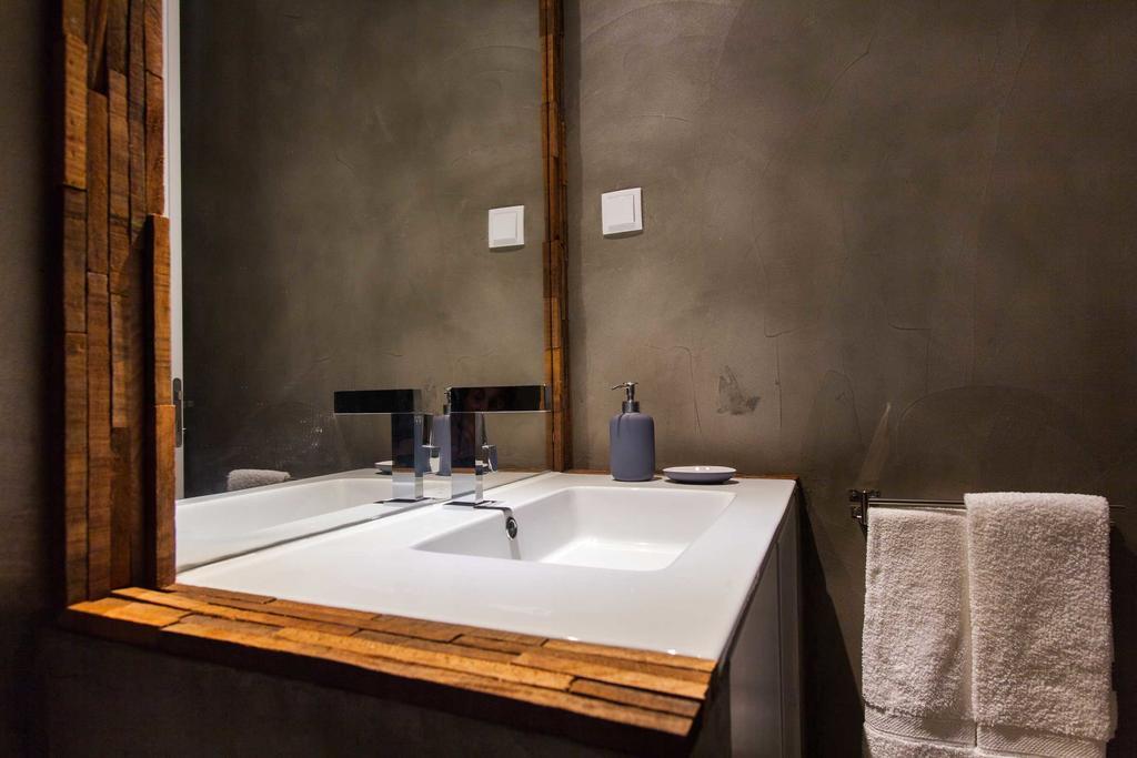 The Old Stables Chiado Apartment Lisbon